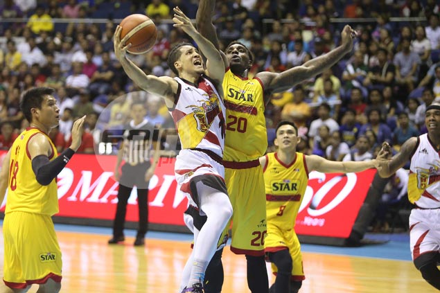 Marcio Lassiter dedicates hot shooting to grieving SMB teammate Arwind Santos