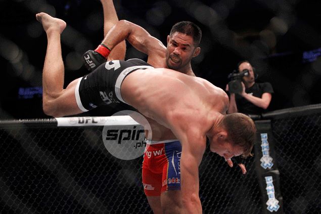 Mark Munoz lives up to expectations by winning UFC farewell fight in PH homecoming
