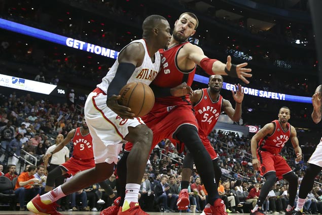 Atlanta starters all score in double digits as Hawks clip feisty Raptors