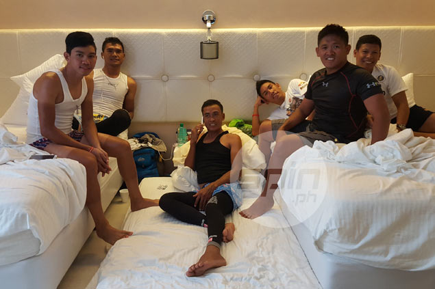 Joel Calderon dares rival cycling teams 7-11 and Kopiko: 'Beat Navy if you can'