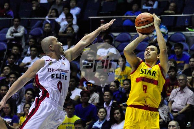 PJ Simon breaks out of slump as Star seals quarterfinal berth with win over Blackwater