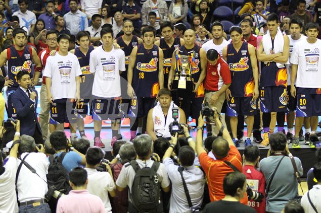 Rain or Shine declares it is willing to trade anyone - including Paul Lee - for top big man