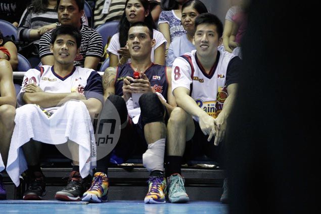 Raymond Almazan still favors sprained ankle, but fit enough to play for RoS in Game 3