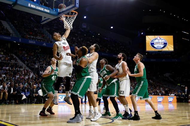 Avery Bradley, Isaiah Thomas help Boston Celtics end Euro swing on high note