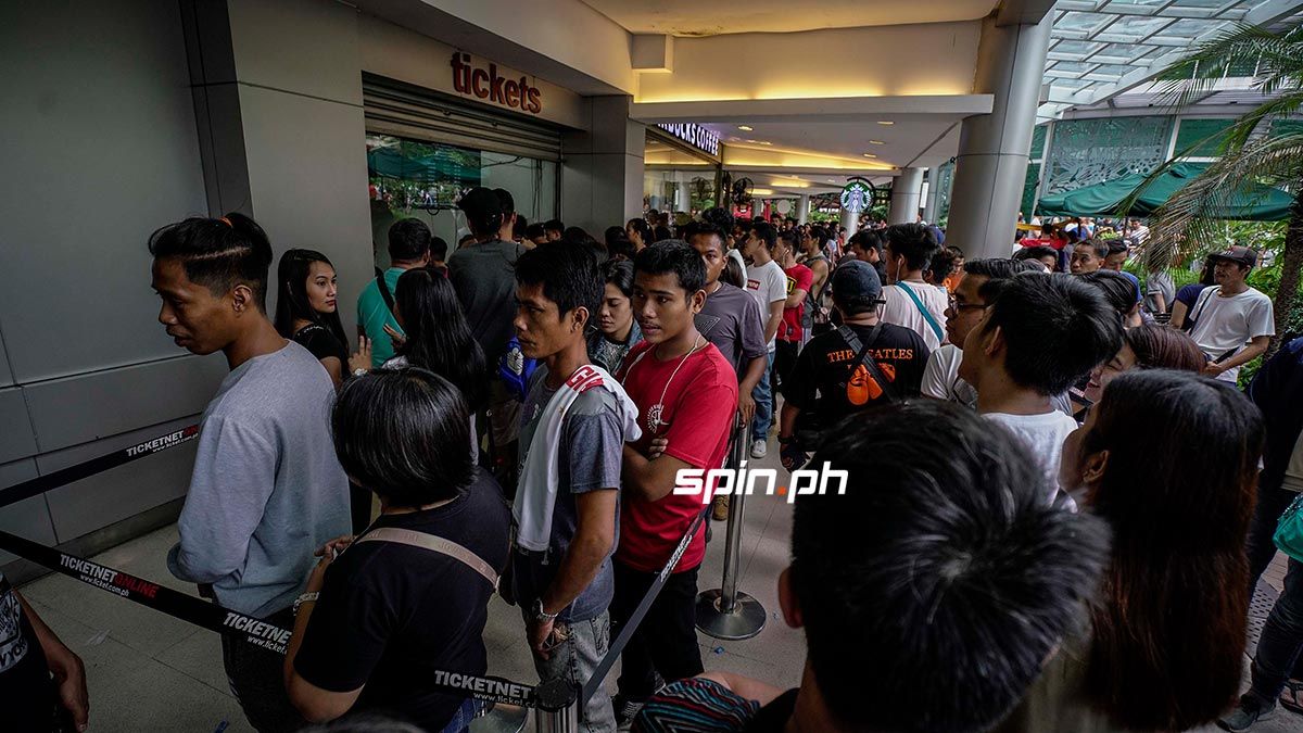 PBA fans line up to buy tickets