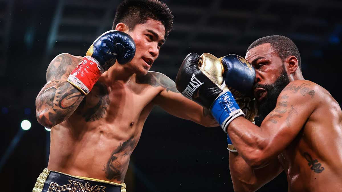 Mark Magsayo vs Gary Russell By Showtime