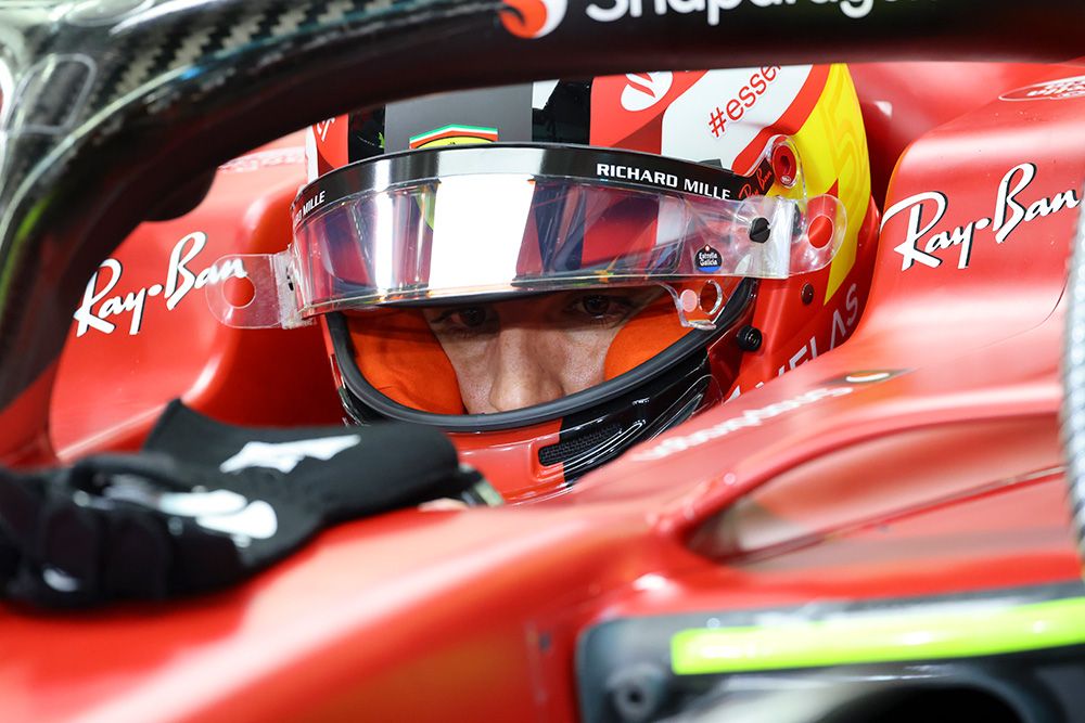 Carlos Sainz at the Bahrain F1 GP.