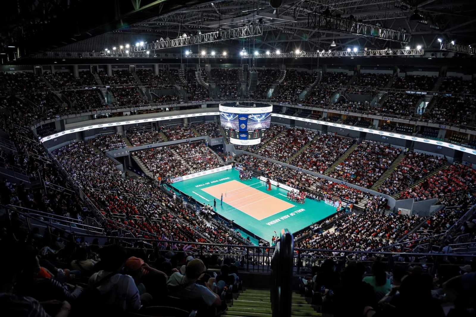 Jampacked crowd at MOA Arena.