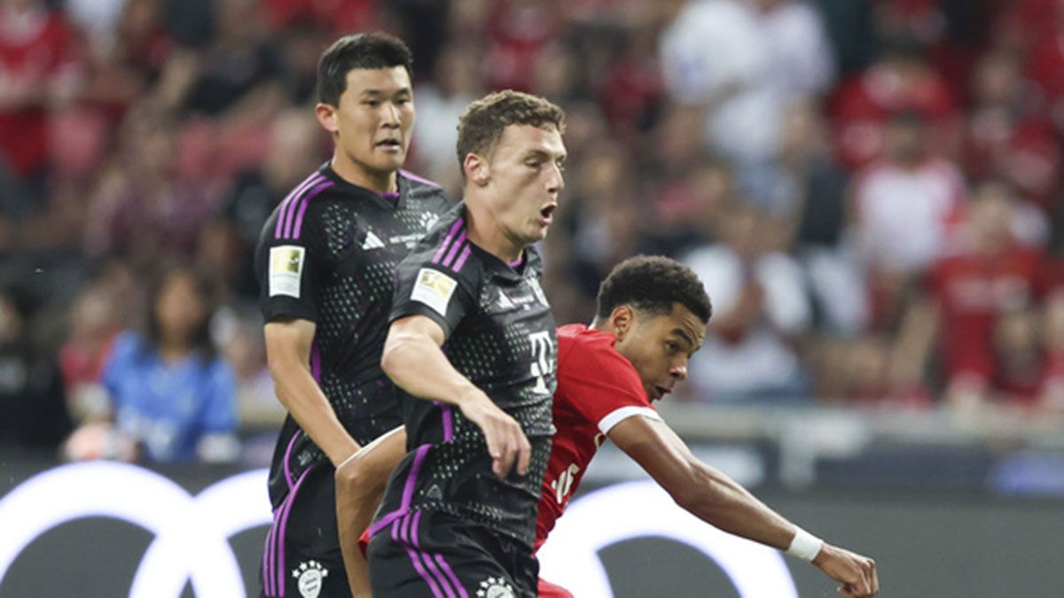 Bayern defeat Liverpool in high-scoring Singapore friendly as Premier  League return nears