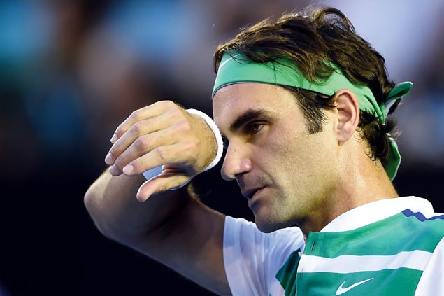Roger Federer to miss first Grand Slam tournament since 1999 after pulling out of French Open