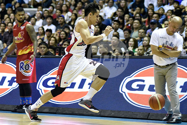 Guiao, wife eager to catch daughter's graduation in London after being forced to rebook flight