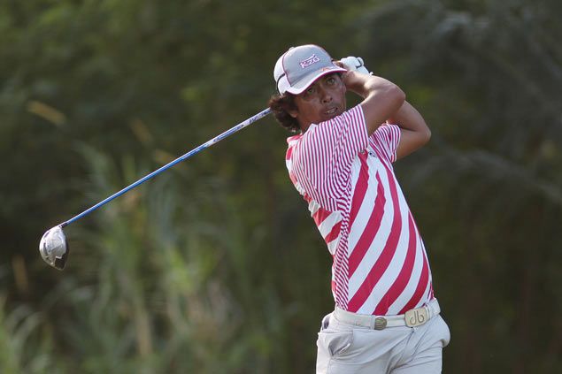 Three share lead at Resorts World Manila Masters as locals Bayron ...