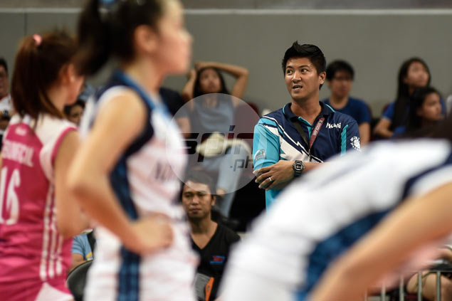 Adamson officials caught by surprise as Sherwin Meneses announces resignation as Lady Falcons coach