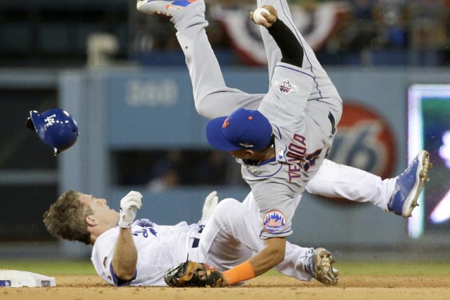 MLB imposes ban on rolling block slides in wake of Chase Utley play