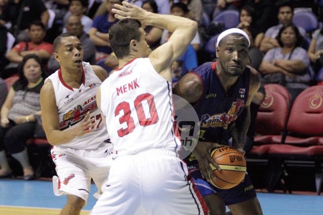 Aggressive Gabe Norwood leads mean finishing kick as Rain or Shine ...